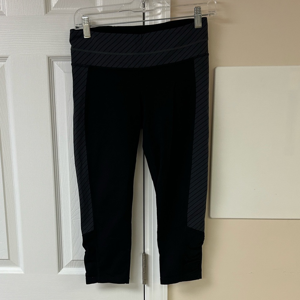 Athleta Crop Leggings Pull On Active Gym Workout Black